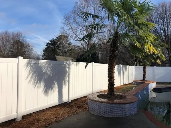 White vinyl fence in Greenville